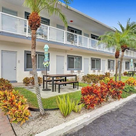 Waves Beach Town Cozy Studio Apartment Pompano Beach Esterno foto