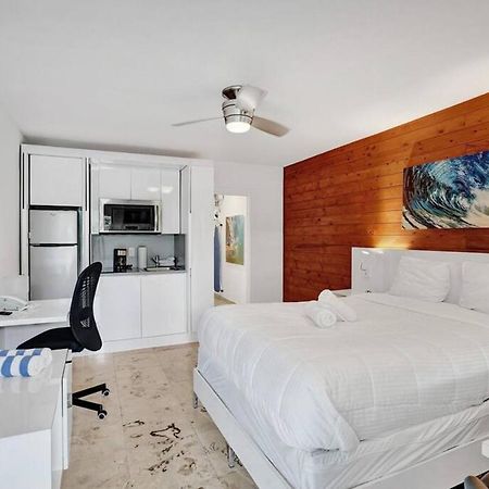 Waves Beach Town Cozy Studio Apartment Pompano Beach Esterno foto