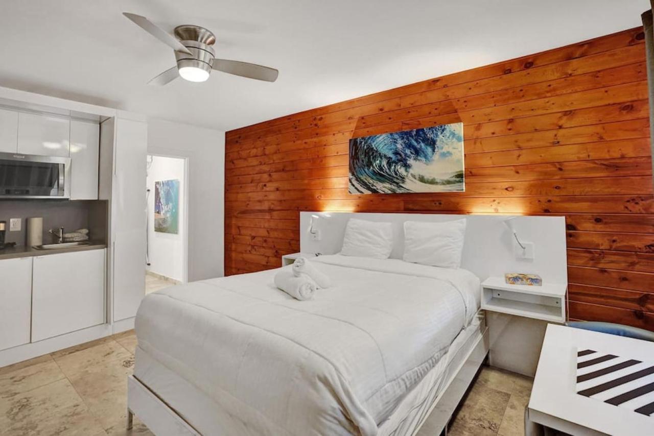 Waves Beach Town Cozy Studio Apartment Pompano Beach Esterno foto
