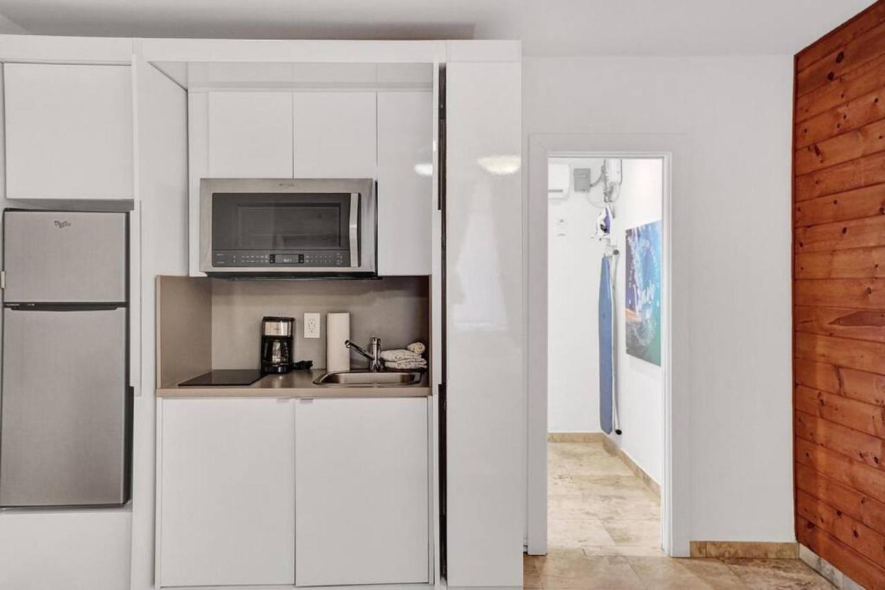 Waves Beach Town Cozy Studio Apartment Pompano Beach Esterno foto